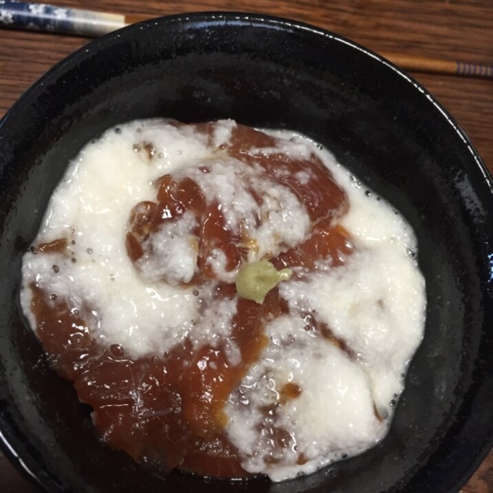 簡単美味しい！漬けマグロとトロロの丼